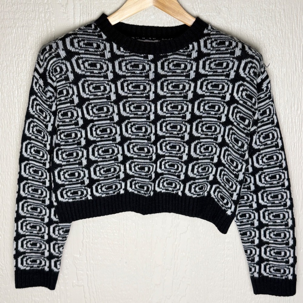 Stitch & Pine Womens Black White Cropped Sweater Size Small Fall/Winter